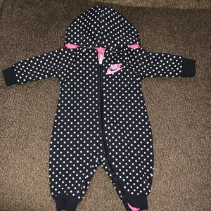 Nike baby jump suit